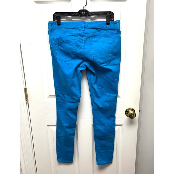 Express Jeans, Sky Blue Stella Legging, Regular Fit, Low Rise, Women's Size 8 - Picture 4 of 5